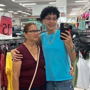 Meet your Posher, Jamaira